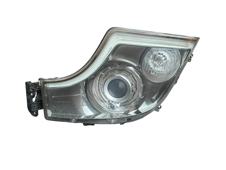 Headlight A9618206639 Mercedes-Benz Trucks ACTROS MP4 / MP5 2021 Left Front