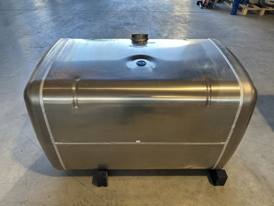 NEW Mercedes Benz 550L fuel tank 700x700x1230 A9424701401