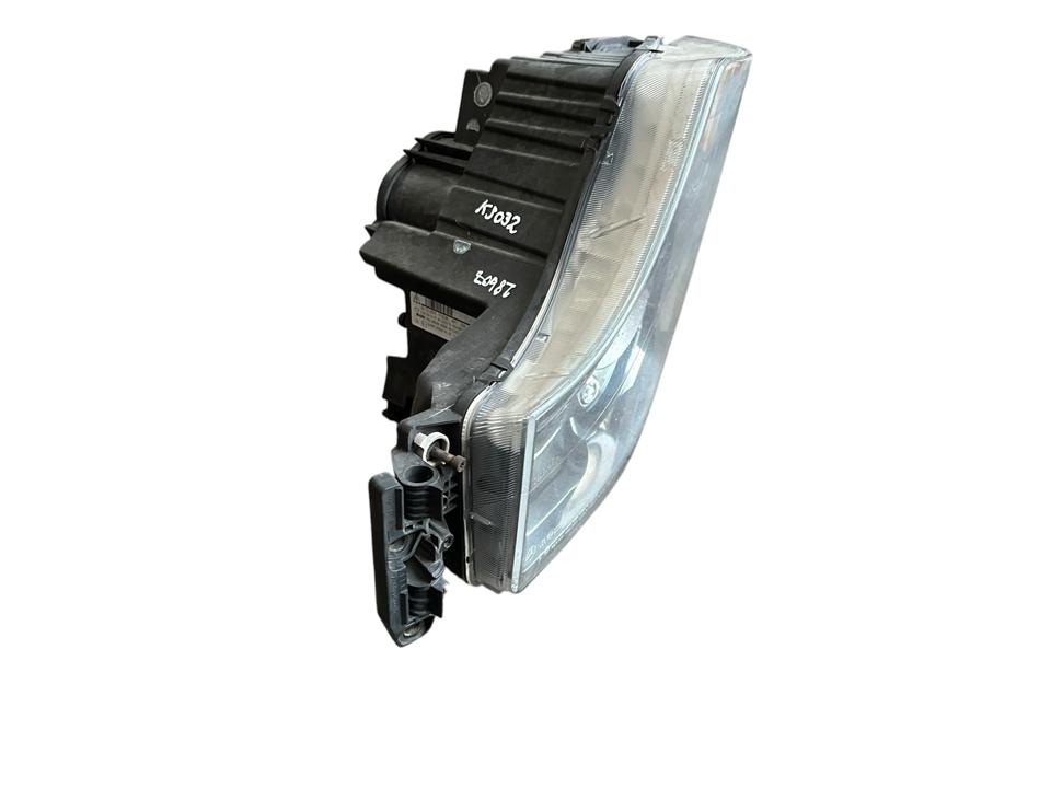Headlight A9618206639 Mercedes-Benz Trucks ACTROS MP4 / MP5 2021 Left Front
