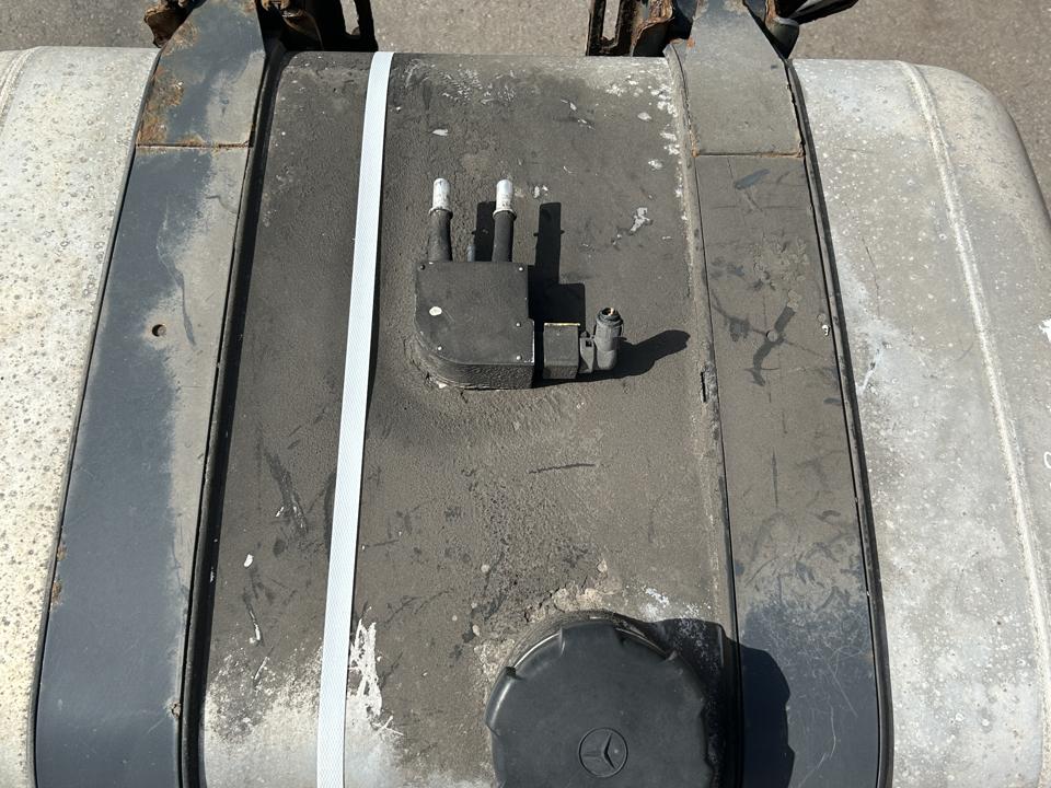 Fuel tank A9604701103 290L Mercedes-Benz Trucks ANTOS 2014