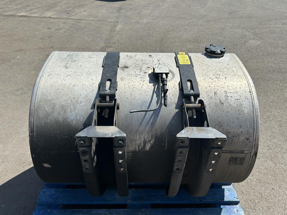 Fuel tank 20503506 450L Renault Trucks T 2022