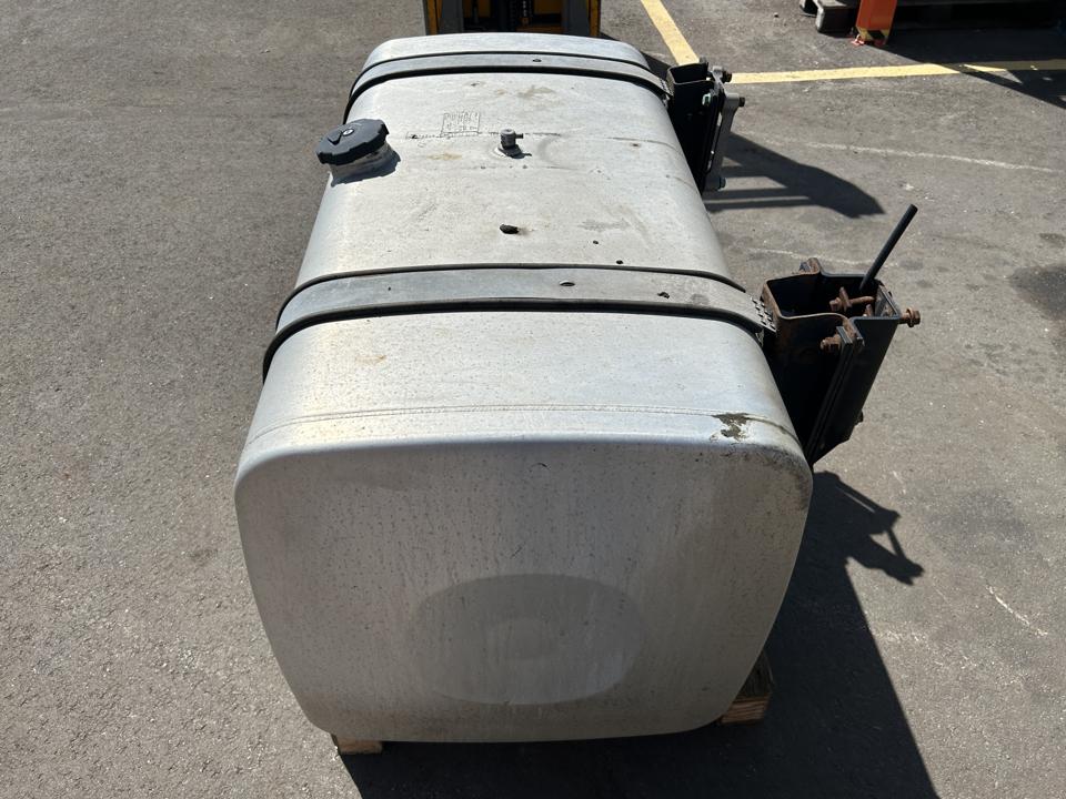 Fuel tank 81122015864 580L MAN Trucks TGX I 2018