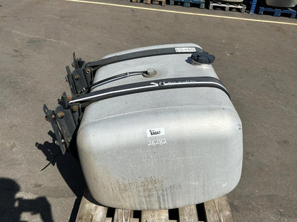 Fuel tank A9604702103 330L Mercedes-Benz Trucks ACTROS MP4 / MP5 2016