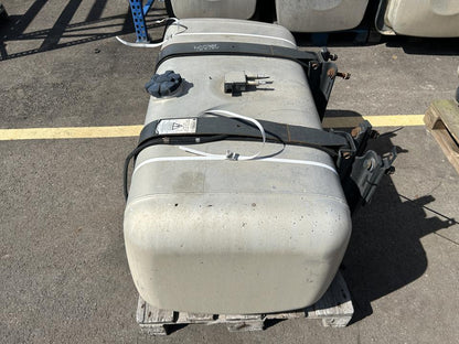 Fuel tank A9604701803 390L Mercedes-Benz Trucks ACTROS MP4 / MP5 2018