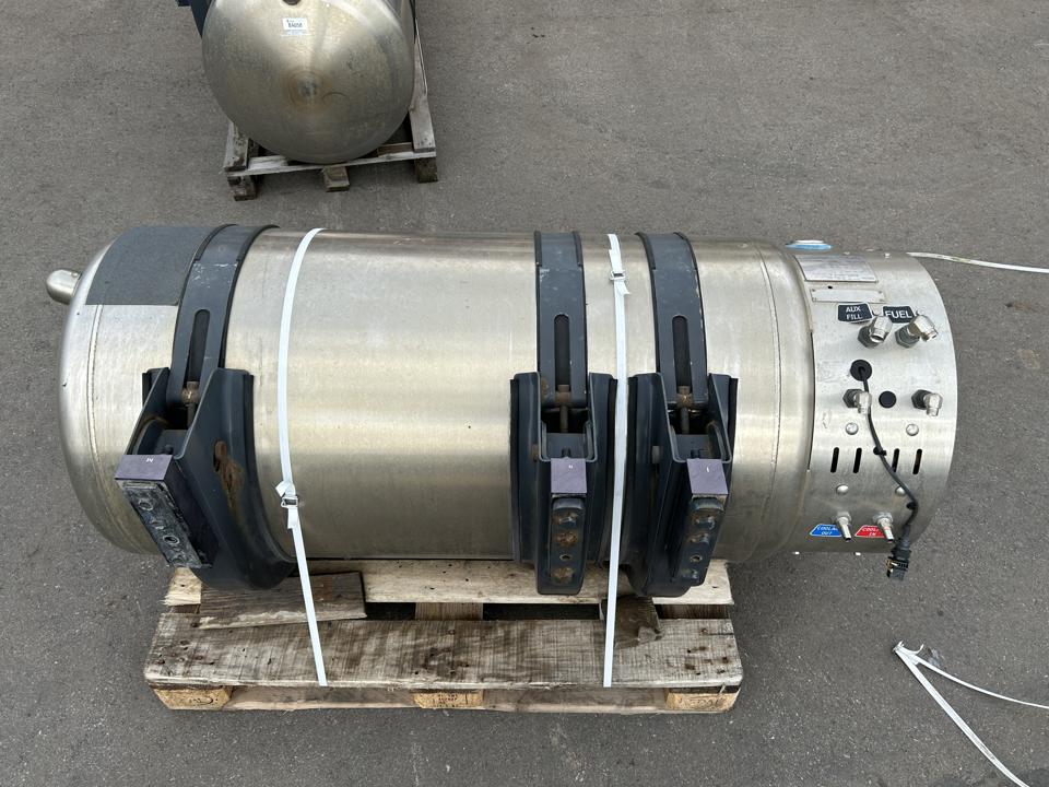 Fuel tank 2745574 LNG Scania R II 2019