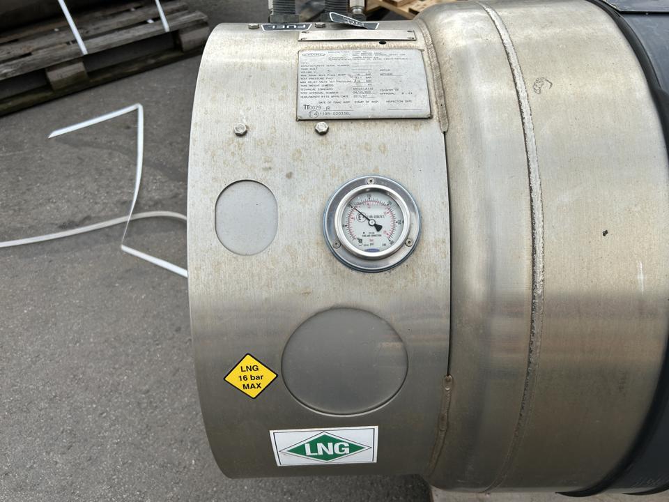 Fuel tank 2745574 LNG Scania R II 2019