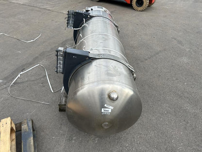 Fuel tank 5802695663 LNG Iveco Trucks S-WAY 2021