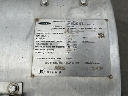 Fuel tank 5802695663 LNG Iveco Trucks S-WAY 2021