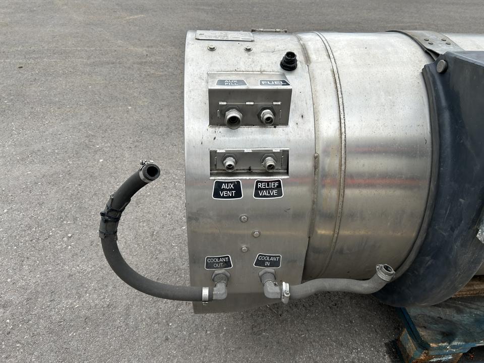 Fuel tank 5802695663 LNG Iveco Trucks S-WAY 2020