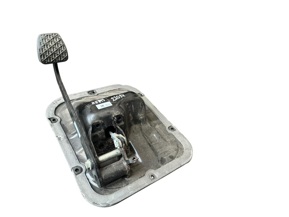 Brake pedal A9602941401 Mercedes-Benz Trucks ACTROS MP4 / MP5 2015