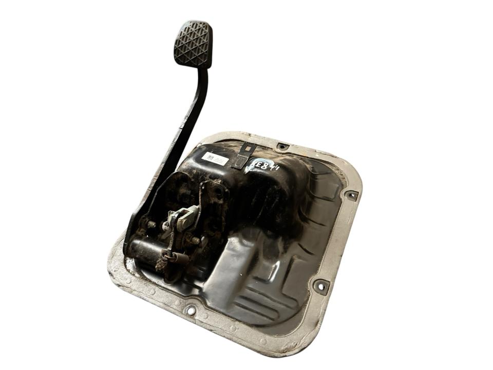 Brake pedal A9602941201 Mercedes-Benz Trucks ACTROS MP4 / MP5 2018