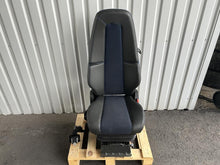 Keleivio sėdynė 23764394 Volvo Trucks FH III 2025