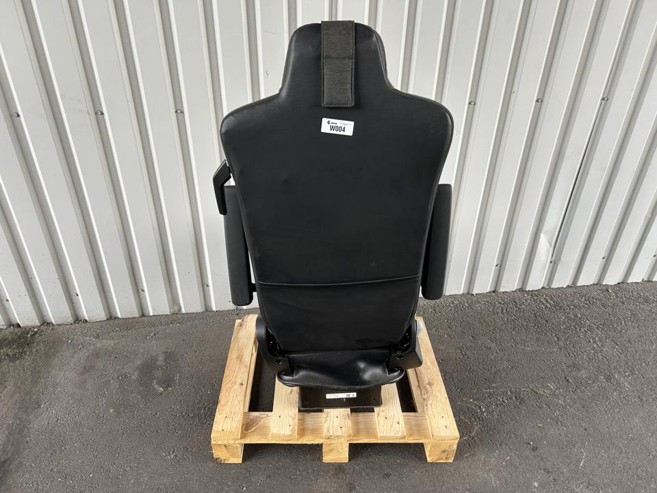 Passenger seat 7423875968 Renault Trucks T 2022