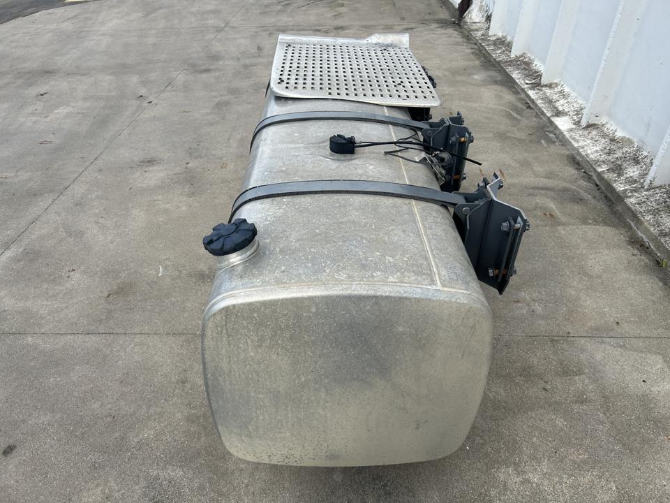 Fuel tank 1944800 845L DAF XF 2018