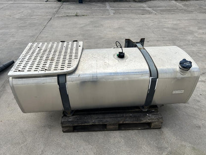 Fuel tank 1945569 690L DAF XF 2019