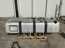 Kuro bakas A9604704901 660L + 75L Mercedes-Benz Trucks ACTROS MP4 / MP5 2019