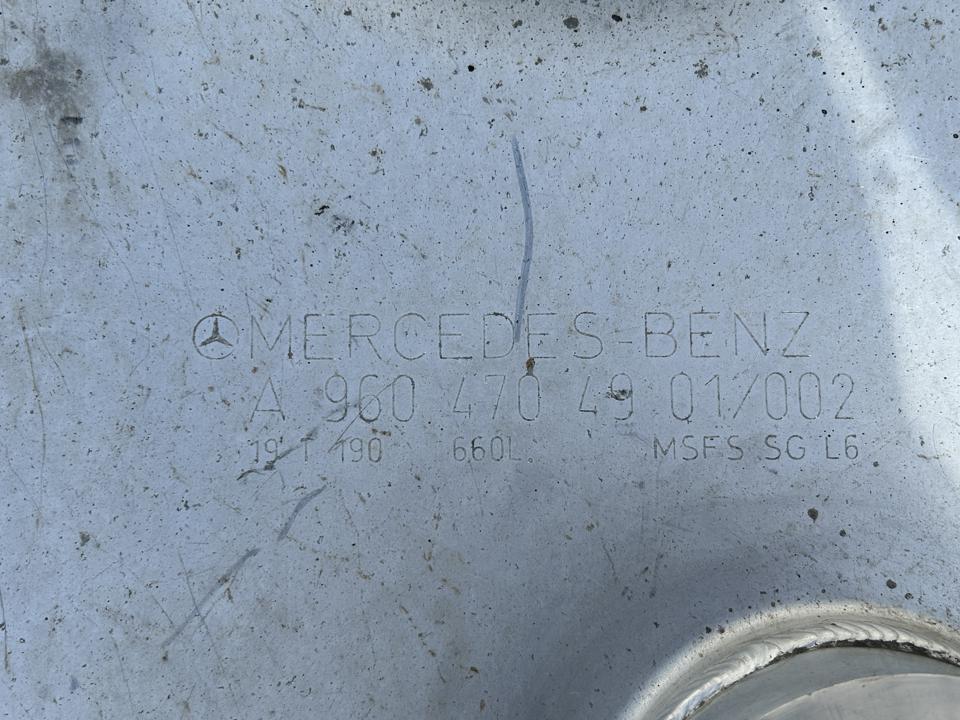 Fuel tank A9604704901 660L + 75L Mercedes-Benz Trucks ACTROS MP4 / MP5 2019
