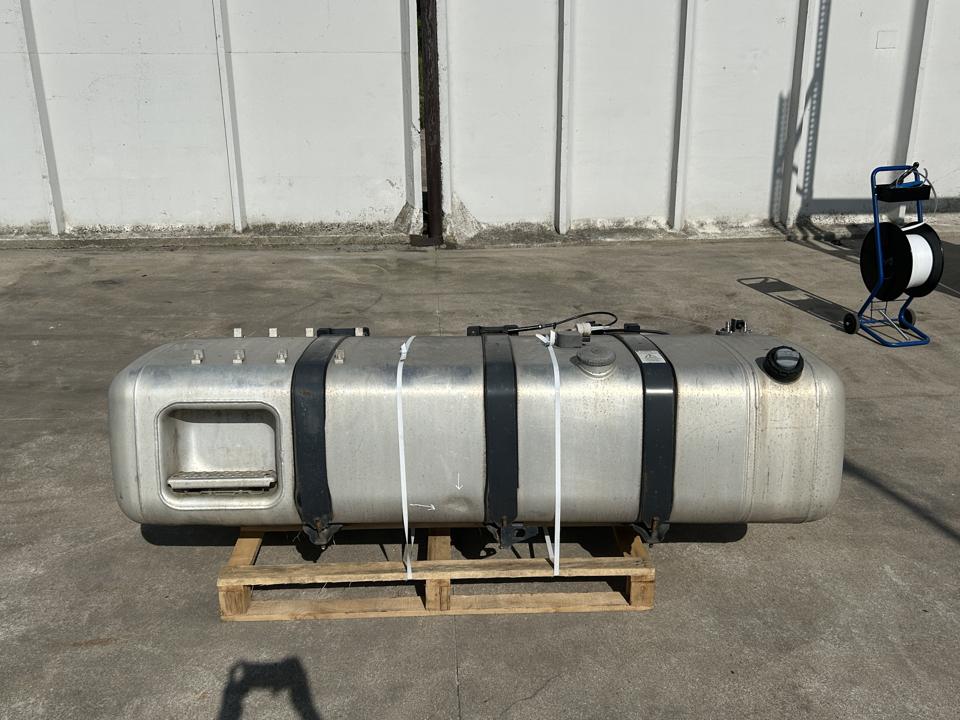Kuro bakas A9604703501 660L + 75L Mercedes-Benz Trucks ACTROS MP4 / MP5 2019