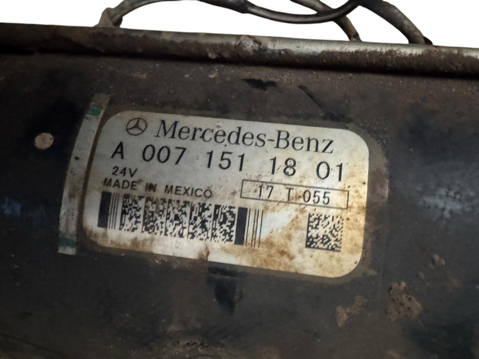 Starter A0071511801 Mercedes-Benz Trucks ACTROS MP4 / MP5 2018