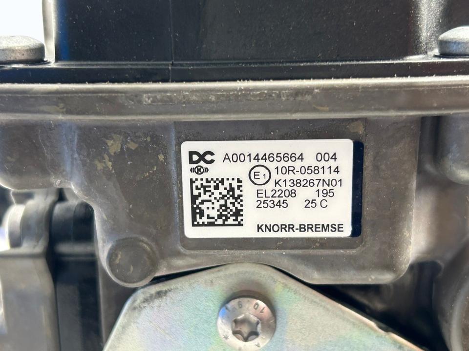 NEW Mercedes Benz air dryer A0014465664