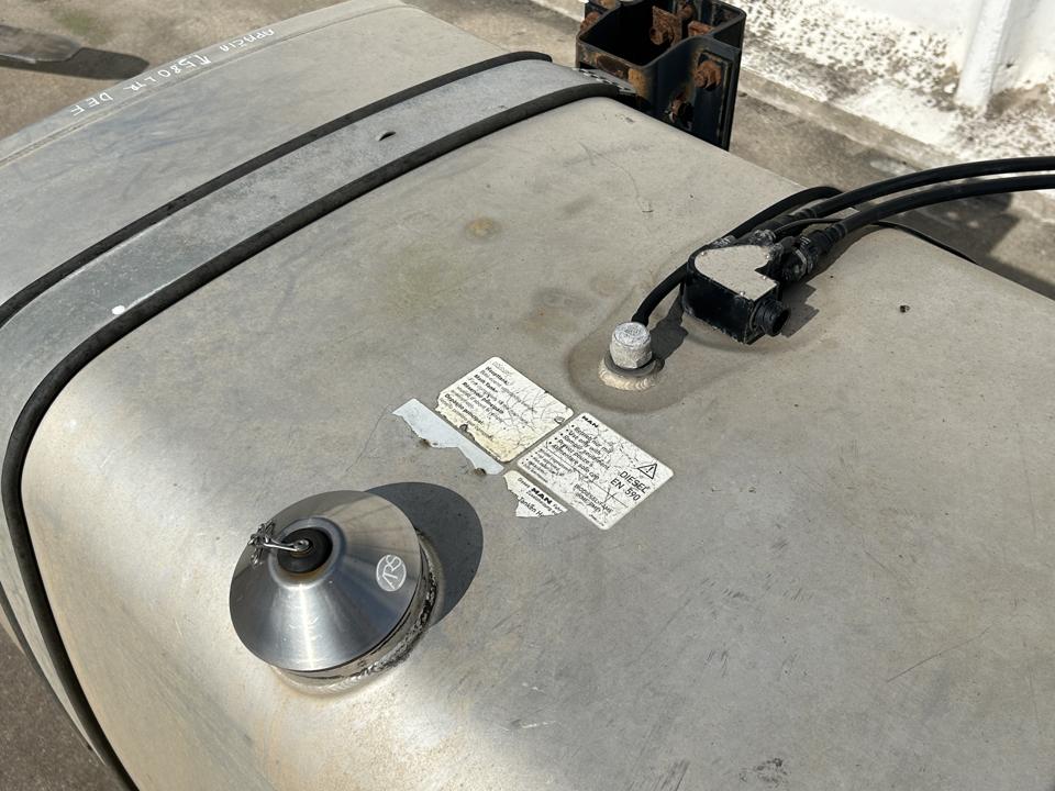 Fuel tank 81122016737 580L MAN Trucks TGX I 2018
