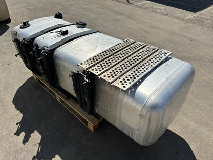 Fuel tank A9604703501 660L + 75L Mercedes-Benz Trucks ACTROS MP4 / MP5 2019