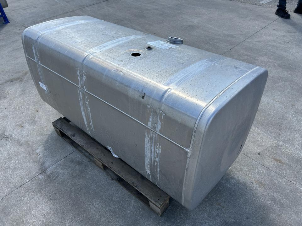 Fuel tank 81122016948 710L MAN Trucks TGX II 2020