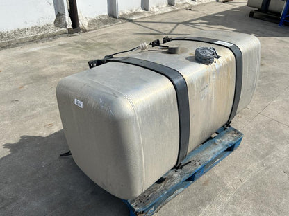 Fuel tank A9604703903 630L Mercedes-Benz Trucks ACTROS MP4 / MP5 2018