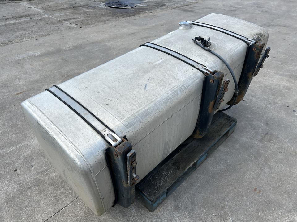 Fuel tank 41042845 760L Iveco Trucks STRALIS II 2015