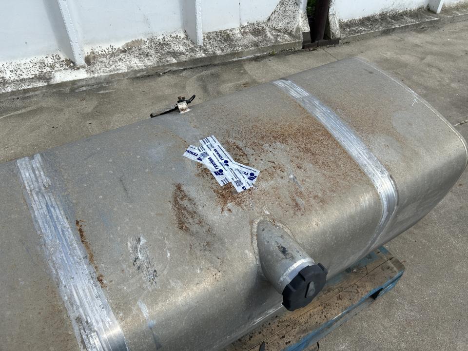 Fuel tank 620L DAF XF 2018