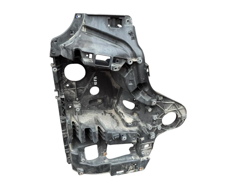 Headlight housing A9608852065 Mercedes-Benz Trucks ACTROS MP4 / MP5 2018
