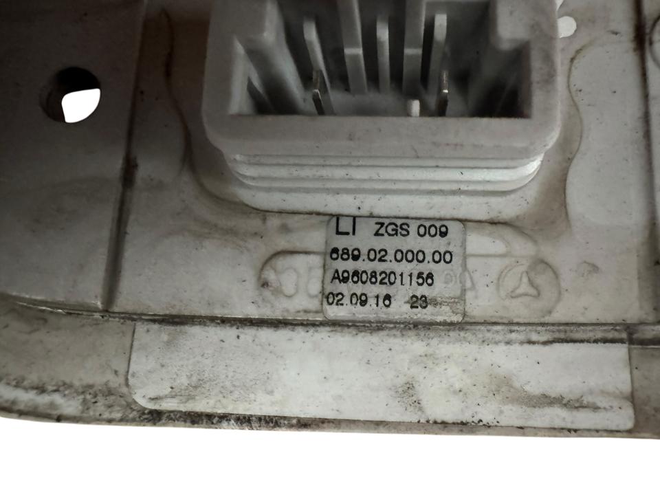 Šoninis gabaritinis žibintas A9608201156 Mercedes-Benz Trucks ACTROS MP4 / MP5 2018