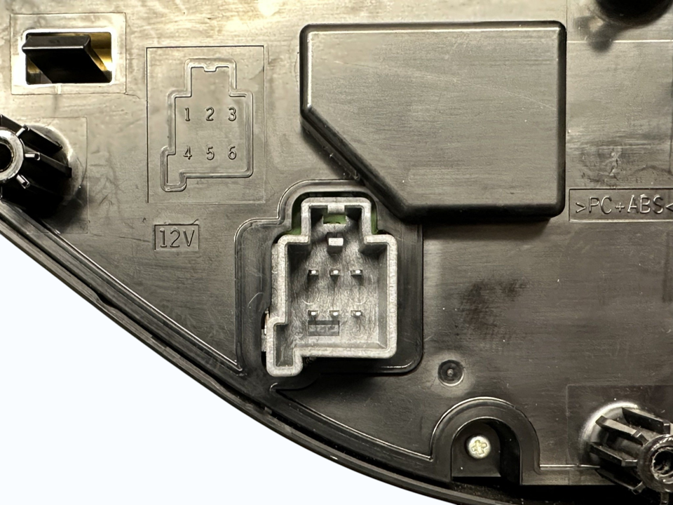 Radio panel, switch 22131047 Volvo Trucks FH II 2016