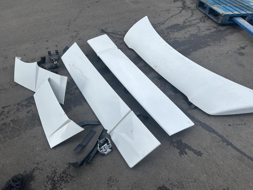 Cabin spoilers set A9607900544 Mercedes-Benz Trucks ACTROS MP4 / MP5 2018