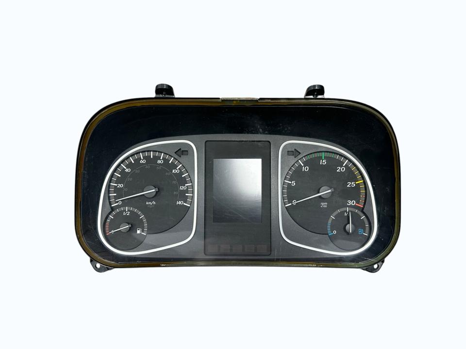 Instrument cluster A9674464421 UK Mercedes-Benz Trucks ANTOS 2015