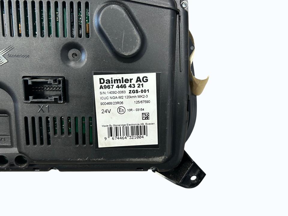 Instrument cluster A9674464321 Mercedes-Benz Trucks ATEGO 3 2014