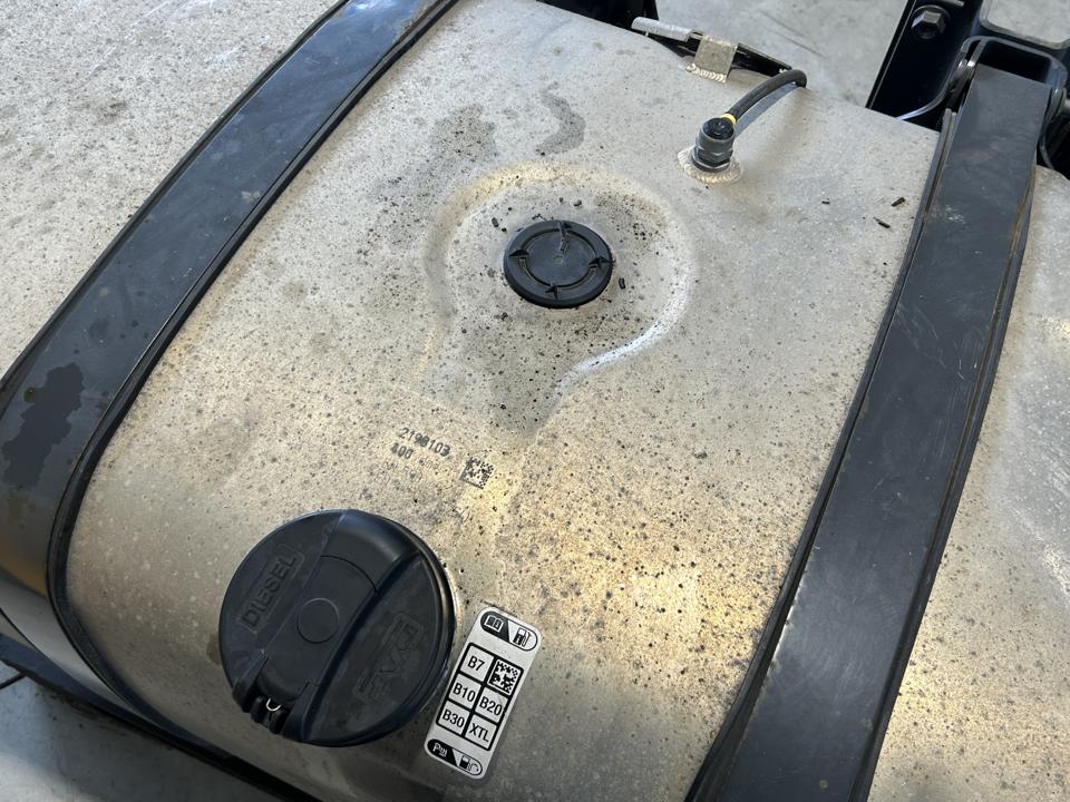 Kuro bakas 2198103 400L DAF XG 2023