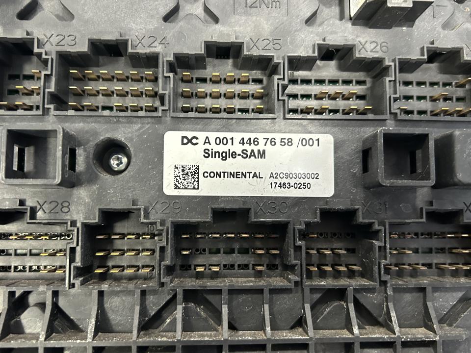Fuse box A0014467658 Single-SAM Mercedes-Benz Trucks ANTOS 2017