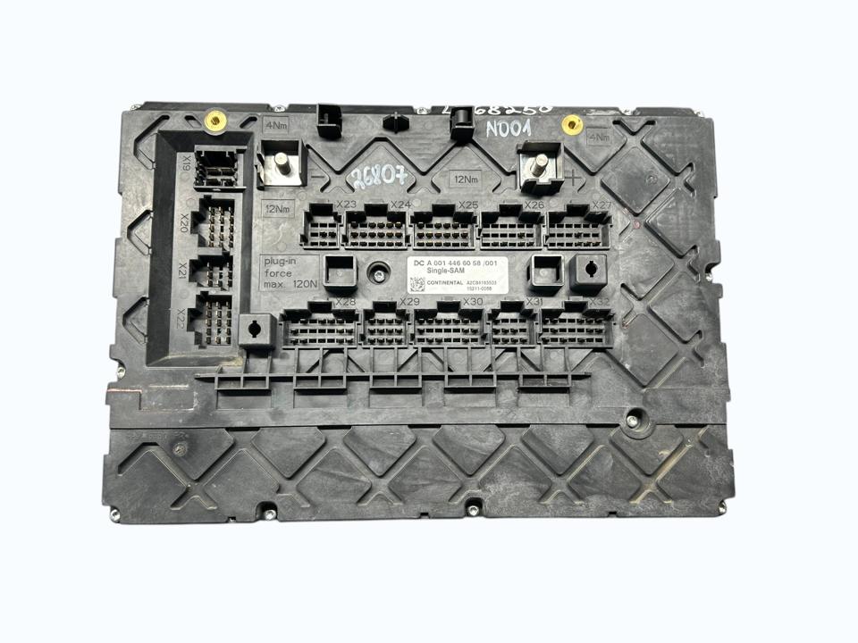 Коробка предохранителей / - кронштейн A0014466058 Single-SAM Mercedes-Benz Trucks ACTROS MP4 / MP5 2015