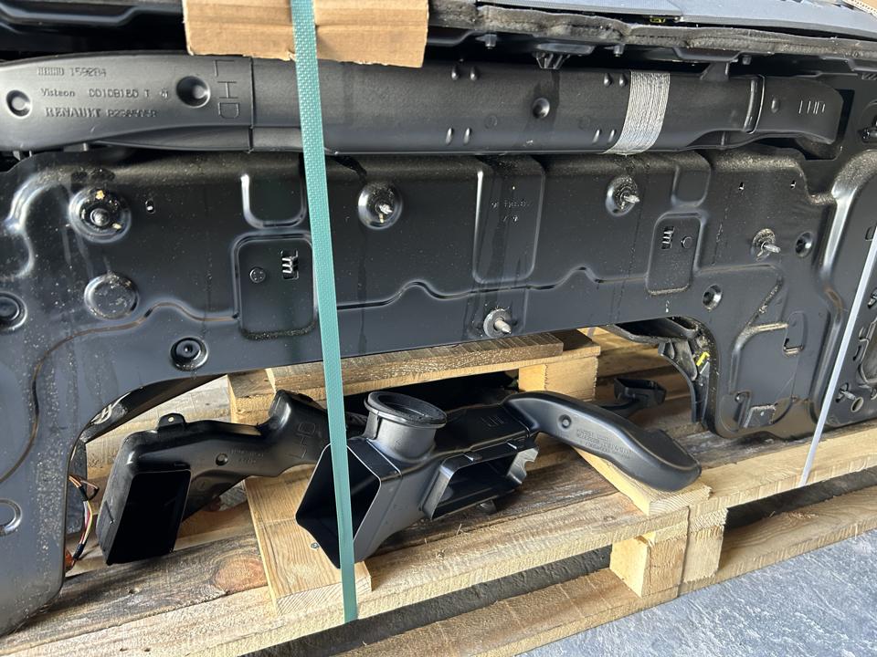 Комплект панелей Renault Trucks T 2022