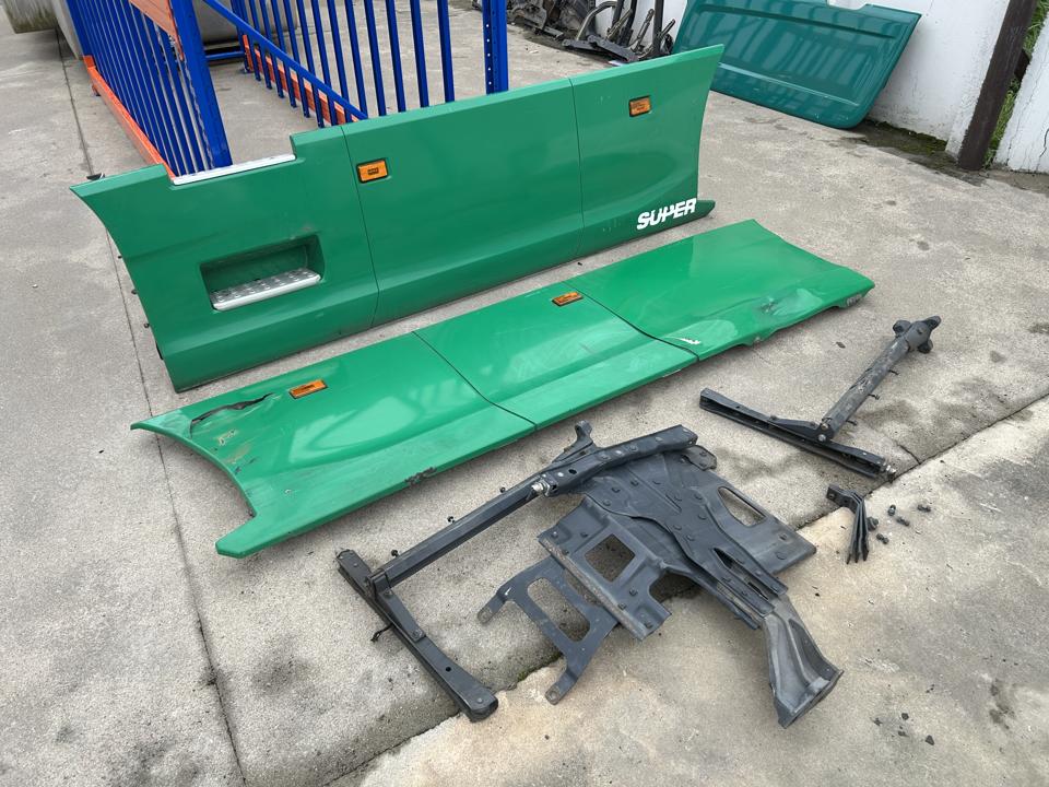 Side spoilers 2623617 Scania R II 2019