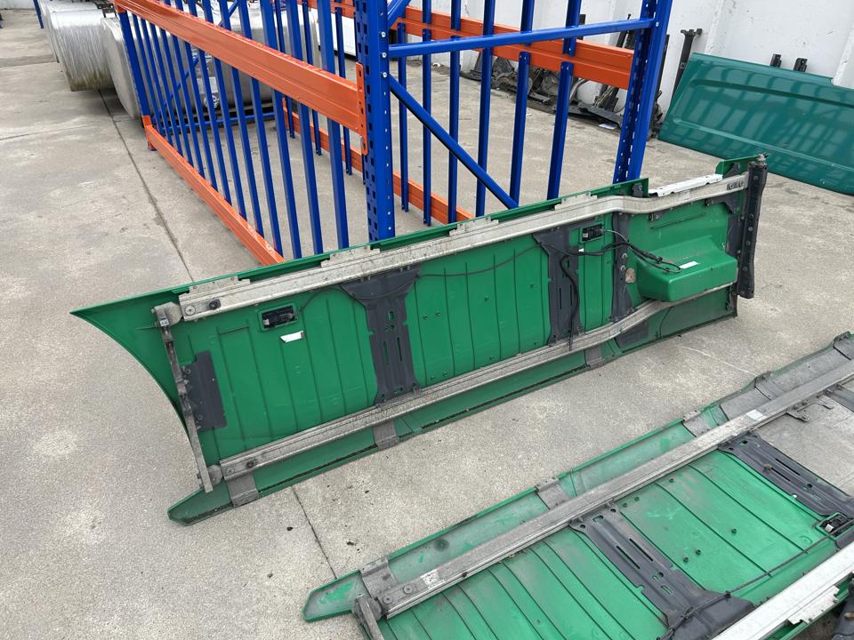 Side spoilers 2623617 Scania R II 2019