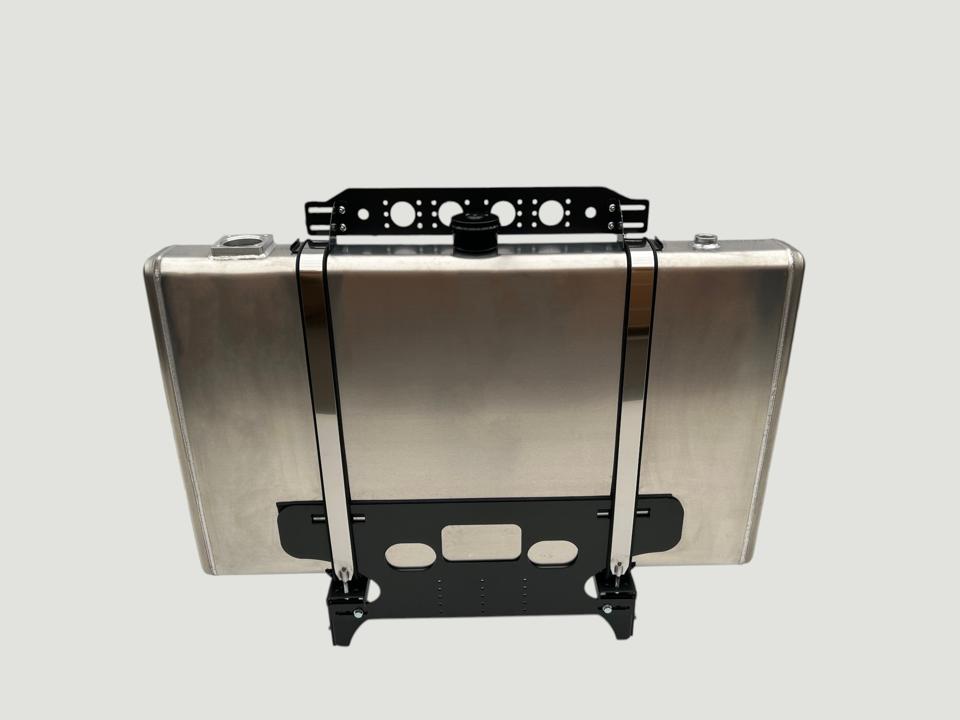 NEW 200L hydraulic tank 850x180x1415 rear-mounted behind cab