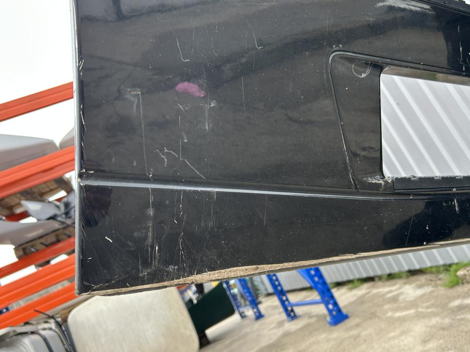 Боковые спойлеры A9605208555 Mercedes-Benz Trucks ACTROS MP4 / MP5 2020