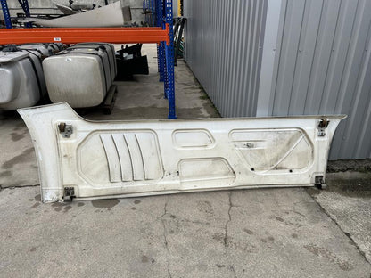 Side spoilers A9605208655 Mercedes-Benz Trucks ACTROS MP4 / MP5 2017