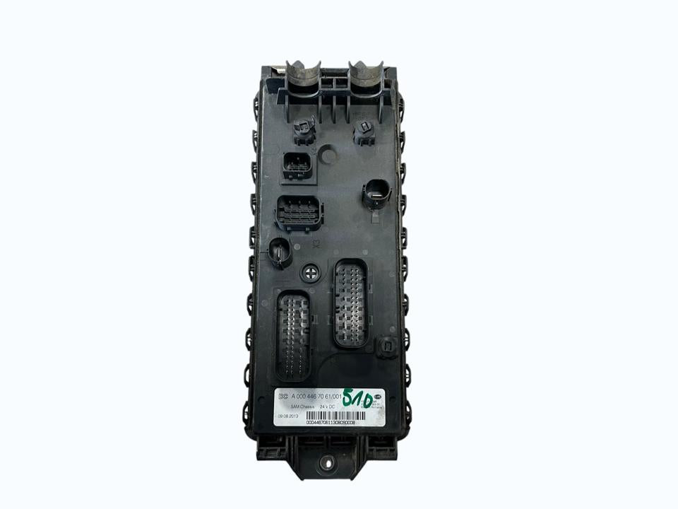 Центральное электрооборудование A0004467061 SAM Mercedes-Benz Trucks ACTROS MP4 / MP5 2013