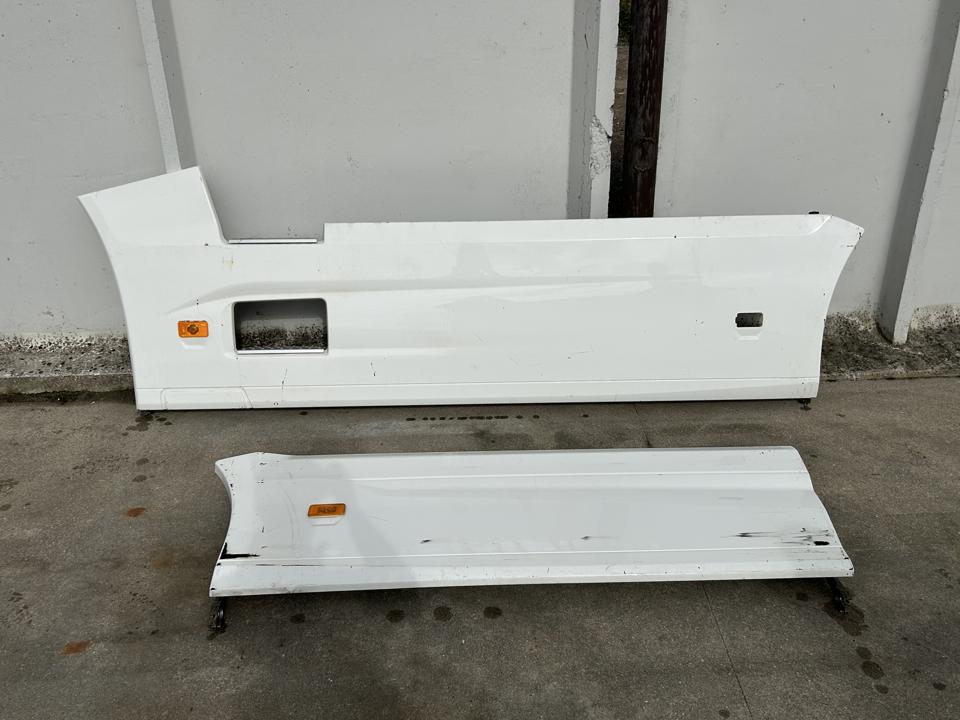 Side spoilers 82517819 Renault Trucks T 2014