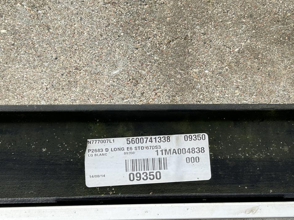 Side spoilers 82517819 Renault Trucks T 2014
