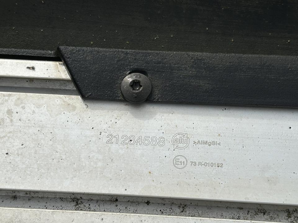 Side spoilers 82517819 Renault Trucks T 2014