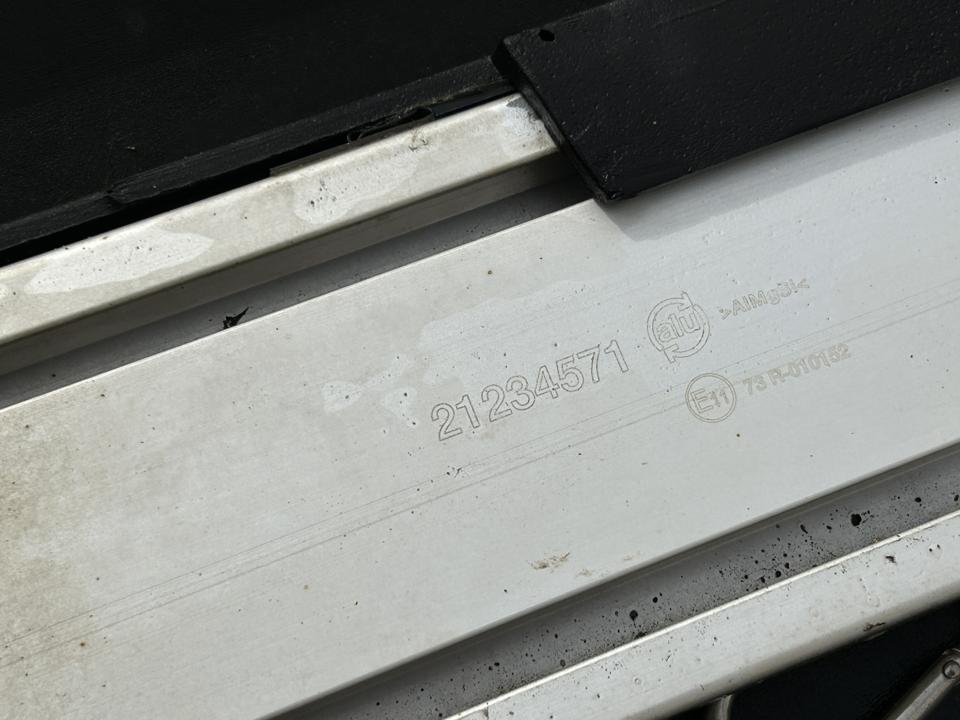 Side spoilers 82517819 Renault Trucks T 2014